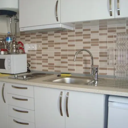Deniz Apartment *